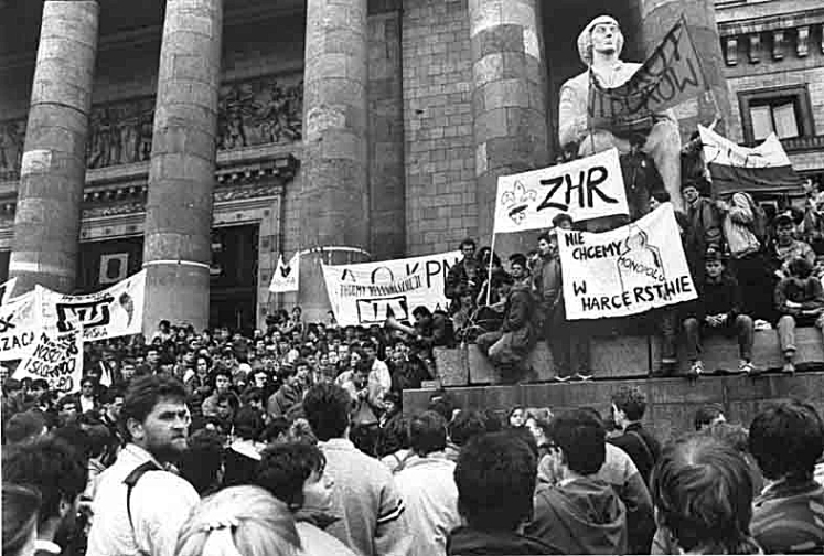 erazm_ciolek_158d-protest-mlodzie-4-89.jpg