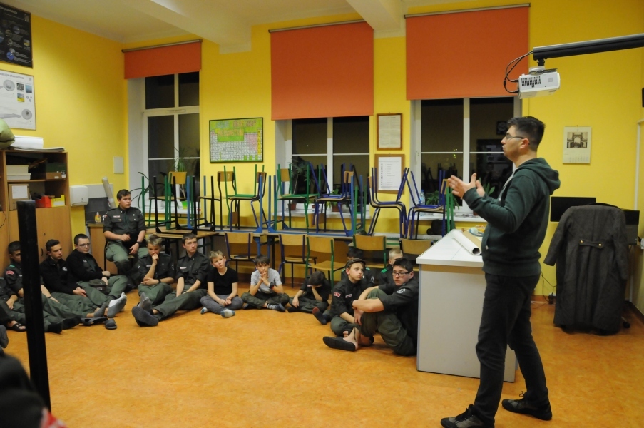 s.jpg-nggid041962-ngg0dyn-2048x1200x98-00f0w010c010r110f110r010t010